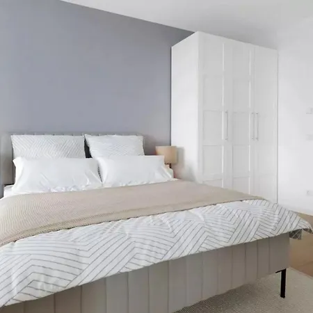 Ein-zimmer-wohnung Zur Miete In Frankfurt * Φραγκφούρτη